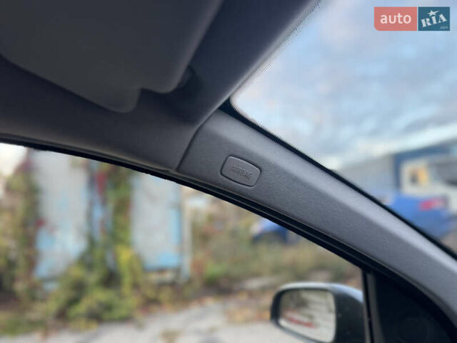 Синий Опель Астра, объемом двигателя 1.6 л и пробегом 260 тыс. км за 5750 $, фото 23 на Automoto.ua