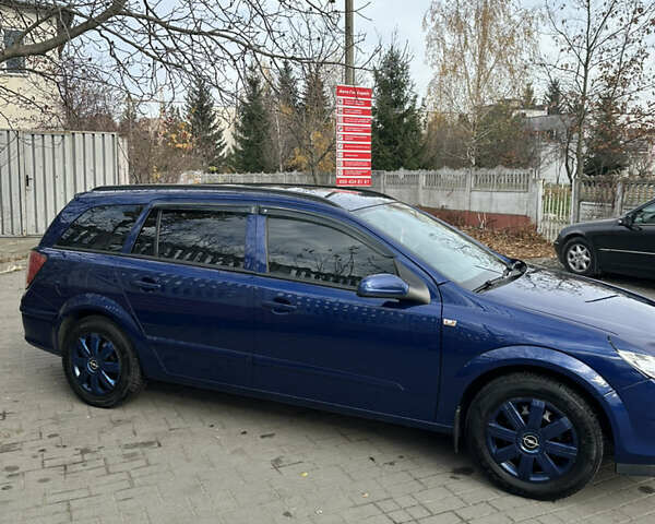 Синий Опель Астра, объемом двигателя 1.6 л и пробегом 246 тыс. км за 4700 $, фото 2 на Automoto.ua