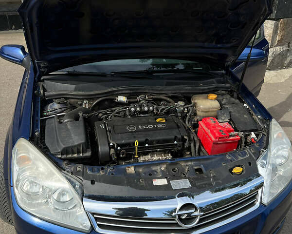 Синий Опель Астра, объемом двигателя 1.6 л и пробегом 245 тыс. км за 4800 $, фото 14 на Automoto.ua