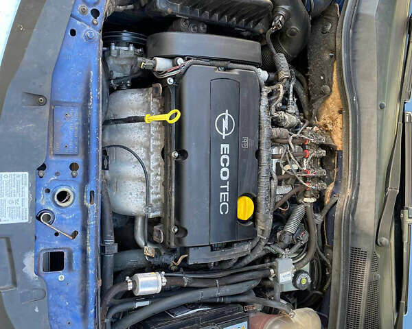 Синий Опель Астра, объемом двигателя 1.6 л и пробегом 257 тыс. км за 4600 $, фото 6 на Automoto.ua