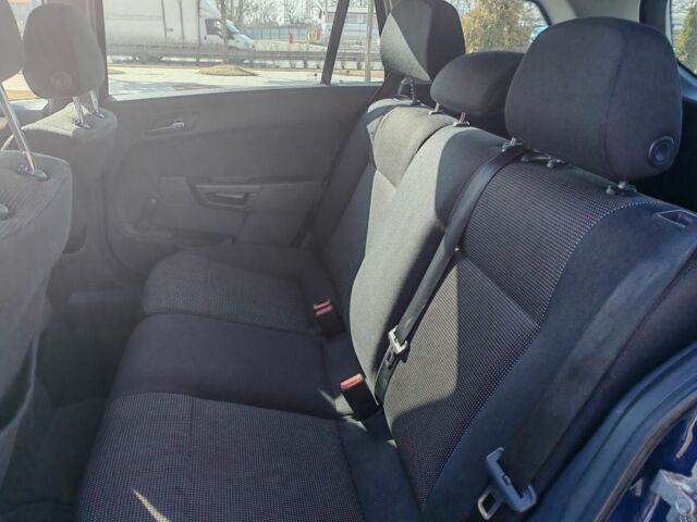 Синий Опель Астра, объемом двигателя 1.8 л и пробегом 234 тыс. км за 5400 $, фото 19 на Automoto.ua