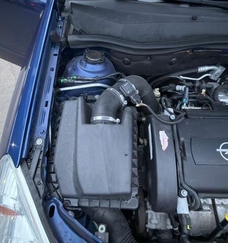 Синий Опель Астра, объемом двигателя 1.8 л и пробегом 203 тыс. км за 5200 $, фото 61 на Automoto.ua