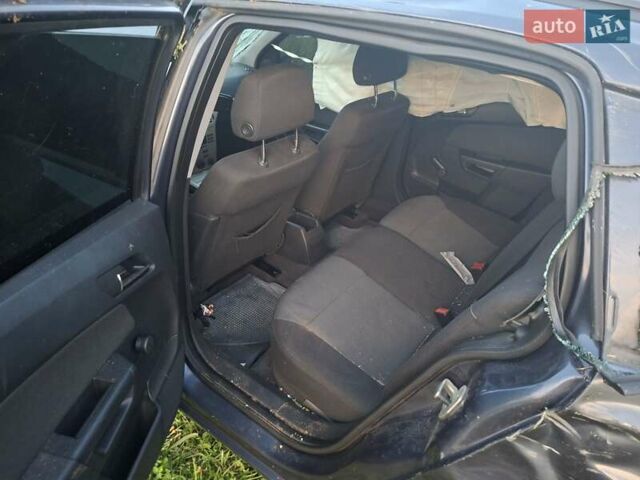 Синий Опель Астра, объемом двигателя 1.6 л и пробегом 220 тыс. км за 1700 $, фото 4 на Automoto.ua