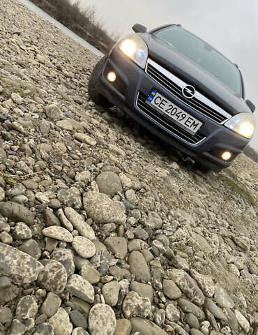 Синий Опель Астра, объемом двигателя 1.9 л и пробегом 300 тыс. км за 3800 $, фото 4 на Automoto.ua