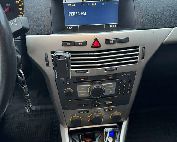 Синій Опель Астра, об'ємом двигуна 1.6 л та пробігом 304 тис. км за 4800 $, фото 28 на Automoto.ua