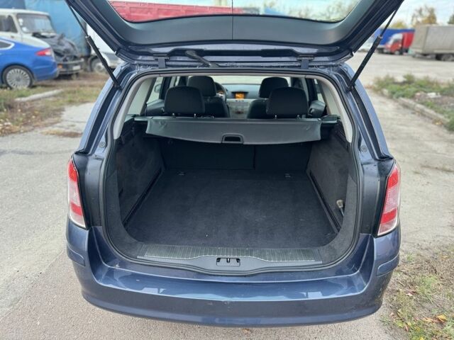 Синий Опель Астра, объемом двигателя 1.6 л и пробегом 260 тыс. км за 5500 $, фото 4 на Automoto.ua