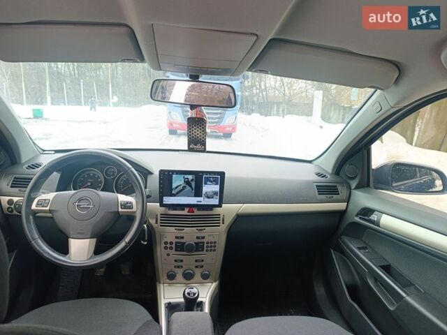 Синій Опель Астра, об'ємом двигуна 1.6 л та пробігом 345 тис. км за 5200 $, фото 4 на Automoto.ua