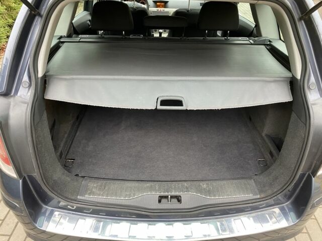 Синий Опель Астра, объемом двигателя 1.8 л и пробегом 230 тыс. км за 5500 $, фото 5 на Automoto.ua