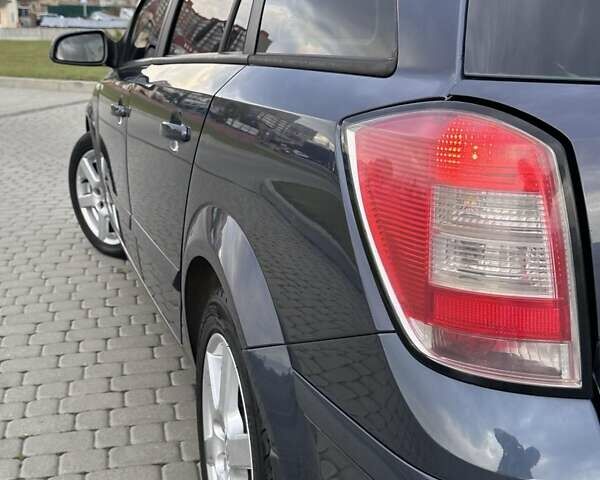 Опель Астра 2008 в Львове на Automoto.ua Синий Опель Астра, объемом двигателя 1.91 л и пробегом 333 тыс. км за 4850 $, фото 8 на Automoto.ua