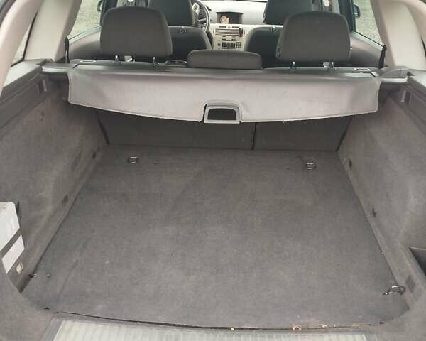 Опель Астра 2008 в Ковель на Automoto.ua Синий Опель Астра, объемом двигателя 1.69 л и пробегом 206 тыс. км за 5350 $, фото 16 на Automoto.ua