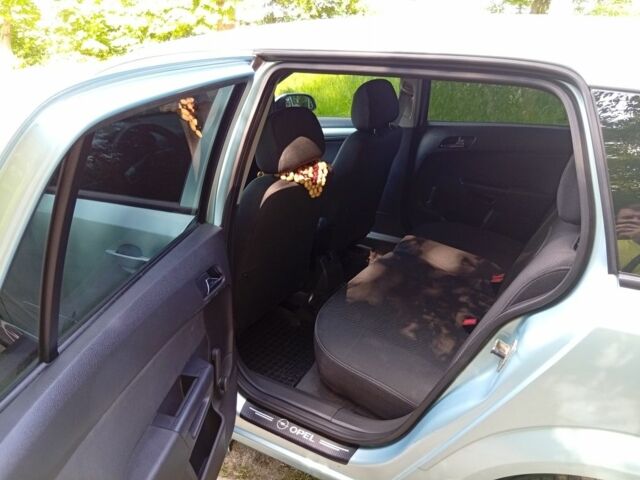 Синий Опель Астра, объемом двигателя 1.6 л и пробегом 265 тыс. км за 5700 $, фото 10 на Automoto.ua