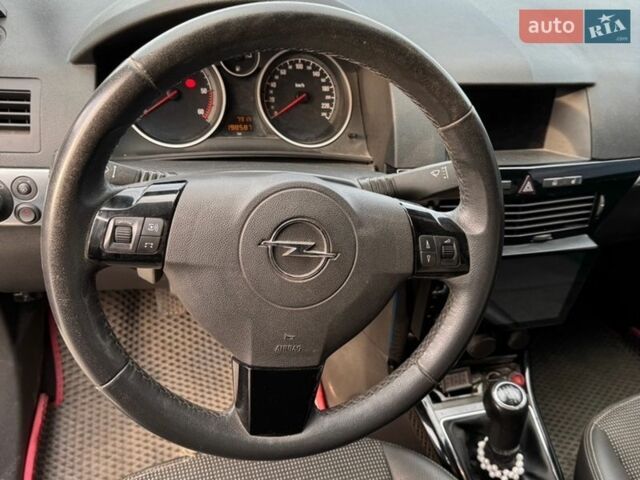 Синий Опель Астра, объемом двигателя 1.91 л и пробегом 198 тыс. км за 5400 $, фото 14 на Automoto.ua