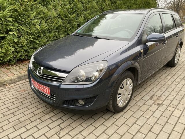 Синий Опель Астра, объемом двигателя 1.8 л и пробегом 230 тыс. км за 5500 $, фото 17 на Automoto.ua