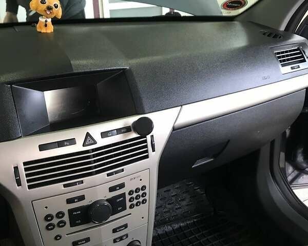 Синий Опель Астра, объемом двигателя 1.6 л и пробегом 279 тыс. км за 6200 $, фото 4 на Automoto.ua