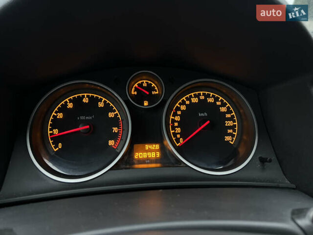 Синій Опель Астра, об'ємом двигуна 1.6 л та пробігом 208 тис. км за 5000 $, фото 6 на Automoto.ua