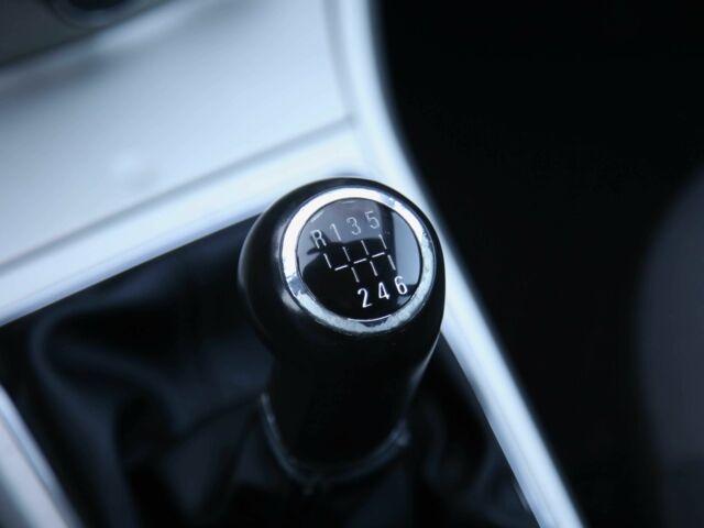 Синий Опель Астра, объемом двигателя 1.7 л и пробегом 233 тыс. км за 6900 $, фото 19 на Automoto.ua