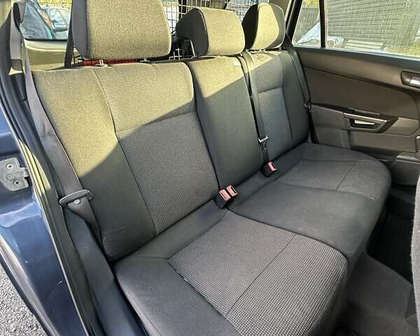 Синий Опель Астра, объемом двигателя 1.69 л и пробегом 257 тыс. км за 5800 $, фото 18 на Automoto.ua