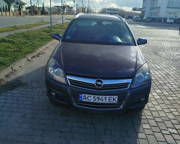 Синій Опель Астра, об'ємом двигуна 1.7 л та пробігом 206 тис. км за 5600 $, фото 4 на Automoto.ua