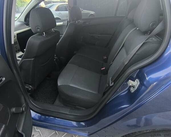 Синий Опель Астра, объемом двигателя 1.6 л и пробегом 237 тыс. км за 4800 $, фото 15 на Automoto.ua