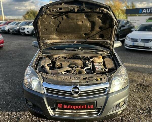 Синий Опель Астра, объемом двигателя 1.69 л и пробегом 257 тыс. км за 5800 $, фото 35 на Automoto.ua