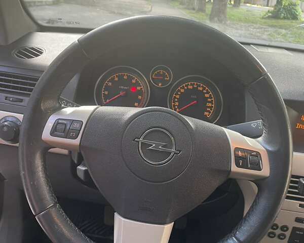 Синій Опель Астра, об'ємом двигуна 1.6 л та пробігом 164 тис. км за 5800 $, фото 2 на Automoto.ua