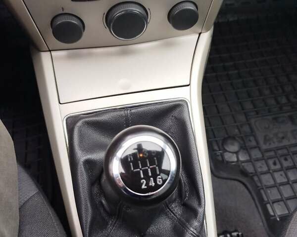 Опель Астра 2008 в Ковель на Automoto.ua Синий Опель Астра, объемом двигателя 1.69 л и пробегом 206 тыс. км за 5350 $, фото 10 на Automoto.ua