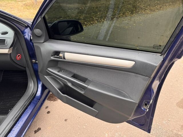 Синий Опель Астра, объемом двигателя 0 л и пробегом 354 тыс. км за 5200 $, фото 22 на Automoto.ua