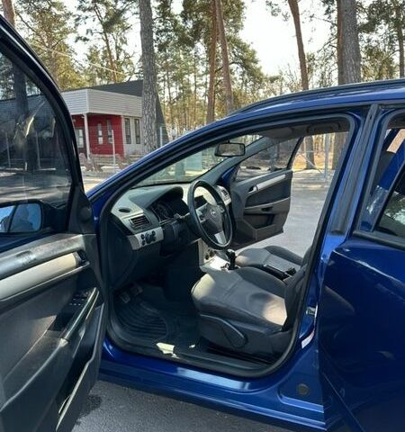 Синий Опель Астра, объемом двигателя 1.69 л и пробегом 330 тыс. км за 5800 $, фото 15 на Automoto.ua