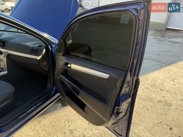 Синій Опель Астра, об'ємом двигуна 1.7 л та пробігом 315 тис. км за 4900 $, фото 9 на Automoto.ua