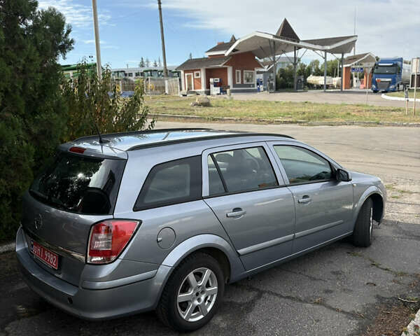 Синий Опель Астра, объемом двигателя 1.6 л и пробегом 240 тыс. км за 5400 $, фото 6 на Automoto.ua