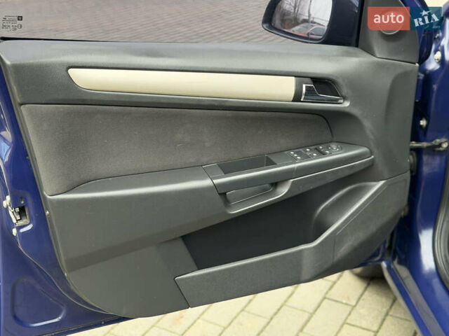 Синий Опель Астра, объемом двигателя 1.69 л и пробегом 268 тыс. км за 4599 $, фото 14 на Automoto.ua