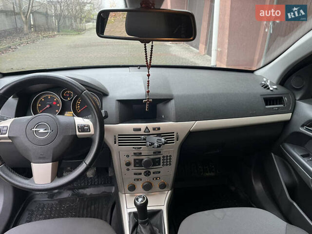 Синій Опель Астра, об'ємом двигуна 1.91 л та пробігом 270 тис. км за 5300 $, фото 12 на Automoto.ua