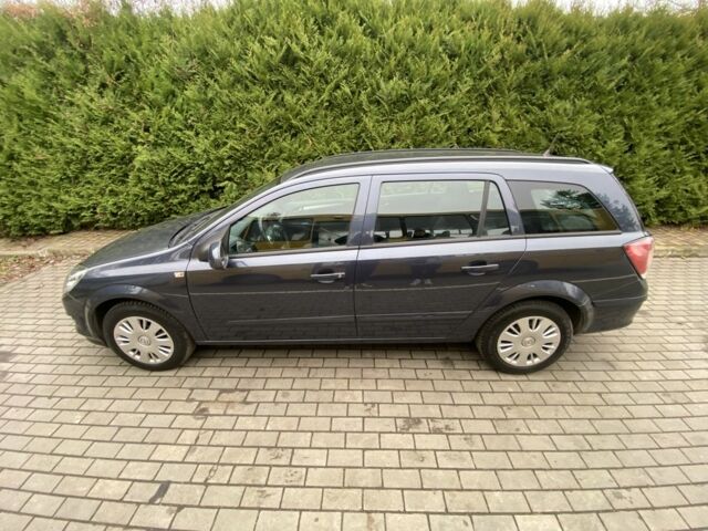 Синий Опель Астра, объемом двигателя 1.8 л и пробегом 230 тыс. км за 5500 $, фото 18 на Automoto.ua