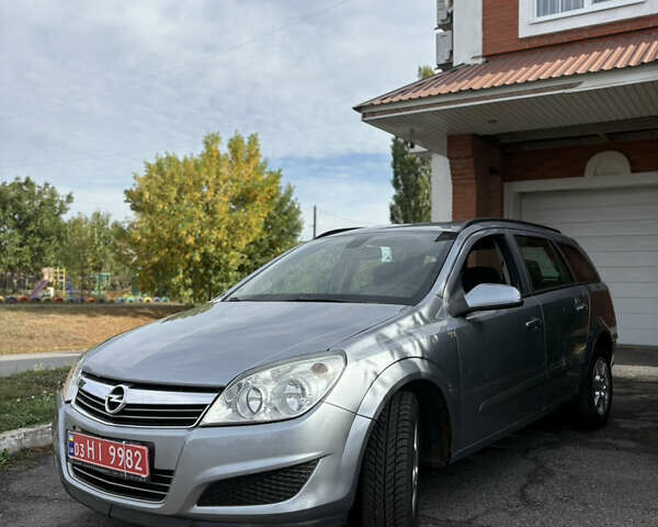 Синий Опель Астра, объемом двигателя 1.6 л и пробегом 240 тыс. км за 5400 $, фото 3 на Automoto.ua