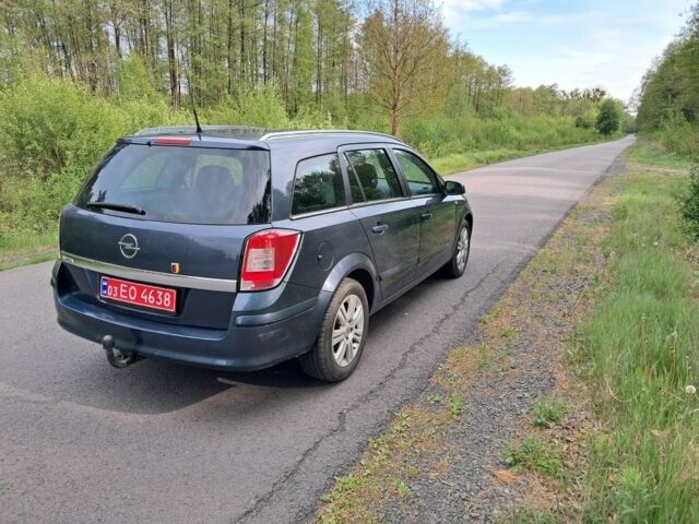 Синий Опель Астра, объемом двигателя 1.6 л и пробегом 181 тыс. км за 5400 $, фото 2 на Automoto.ua