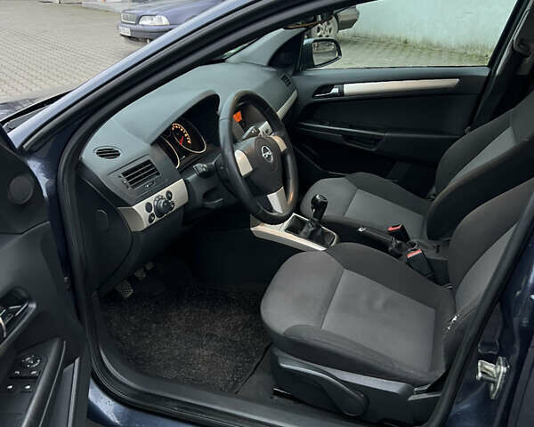Синій Опель Астра, об'ємом двигуна 1.6 л та пробігом 208 тис. км за 5000 $, фото 11 на Automoto.ua