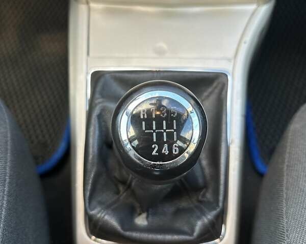 Синий Опель Астра, объемом двигателя 1.69 л и пробегом 257 тыс. км за 5800 $, фото 26 на Automoto.ua