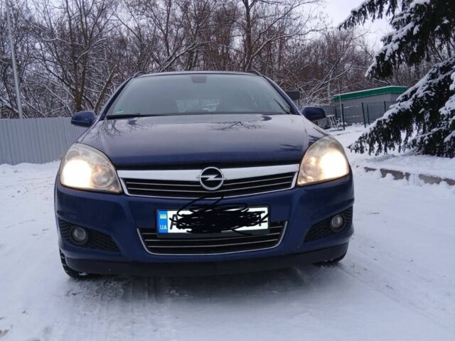 Синий Опель Астра, объемом двигателя 1.7 л и пробегом 317 тыс. км за 4600 $, фото 2 на Automoto.ua