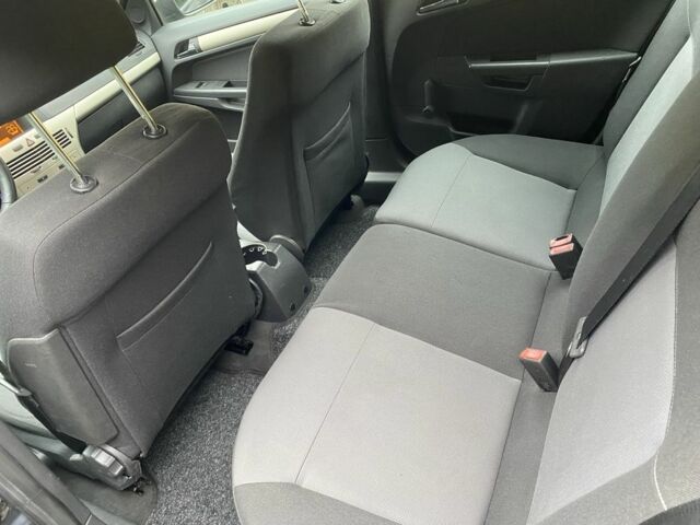 Синий Опель Астра, объемом двигателя 1.8 л и пробегом 230 тыс. км за 5500 $, фото 6 на Automoto.ua