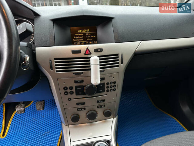 Синій Опель Астра, об'ємом двигуна 1.6 л та пробігом 193 тис. км за 4500 $, фото 12 на Automoto.ua