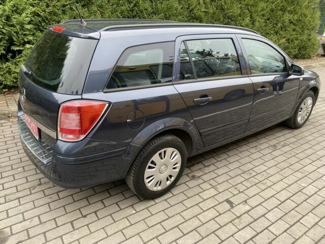 Синий Опель Астра, объемом двигателя 1.8 л и пробегом 230 тыс. км за 5500 $, фото 1 на Automoto.ua