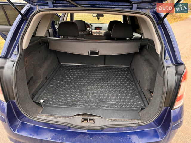 Синий Опель Астра, объемом двигателя 1.69 л и пробегом 354 тыс. км за 5200 $, фото 26 на Automoto.ua