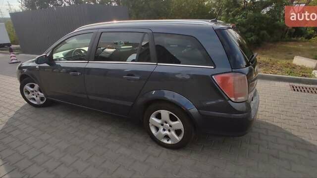 Синий Опель Астра, объемом двигателя 1.6 л и пробегом 277 тыс. км за 4200 $, фото 3 на Automoto.ua