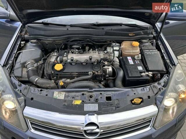 Опель Астра 2008 в Львове на Automoto.ua Синий Опель Астра, объемом двигателя 1.91 л и пробегом 333 тыс. км за 4850 $, фото 28 на Automoto.ua