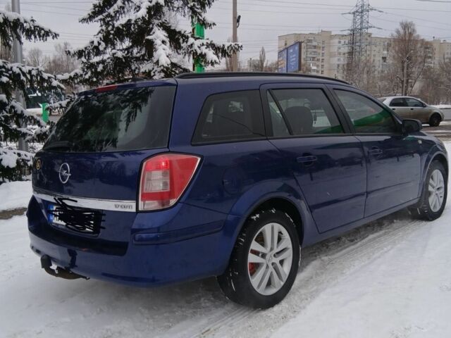 Синий Опель Астра, объемом двигателя 1.7 л и пробегом 317 тыс. км за 4600 $, фото 4 на Automoto.ua