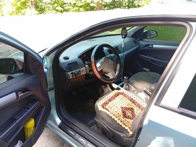 Синий Опель Астра, объемом двигателя 1.6 л и пробегом 265 тыс. км за 5700 $, фото 9 на Automoto.ua