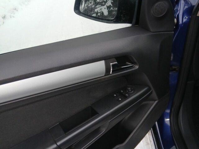 Синий Опель Астра, объемом двигателя 1.7 л и пробегом 317 тыс. км за 4600 $, фото 5 на Automoto.ua