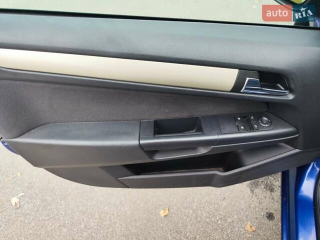 Синий Опель Астра, объемом двигателя 1.6 л и пробегом 187 тыс. км за 6000 $, фото 28 на Automoto.ua