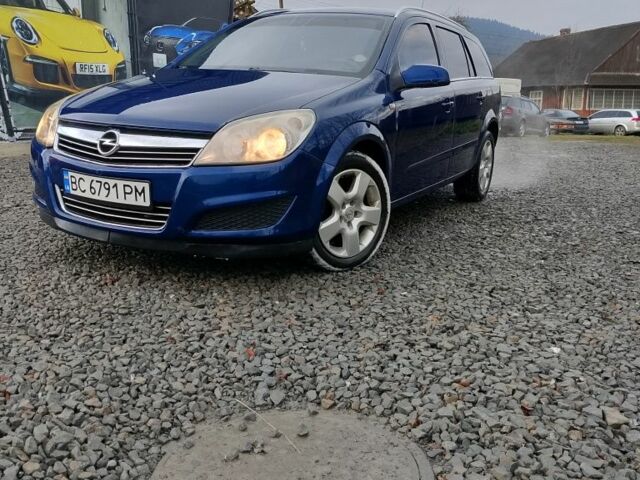 Синий Опель Астра, объемом двигателя 1.7 л и пробегом 330 тыс. км за 4400 $, фото 6 на Automoto.ua