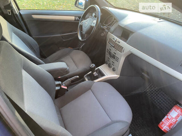 Синій Опель Астра, об'ємом двигуна 1.6 л та пробігом 228 тис. км за 5700 $, фото 1 на Automoto.ua